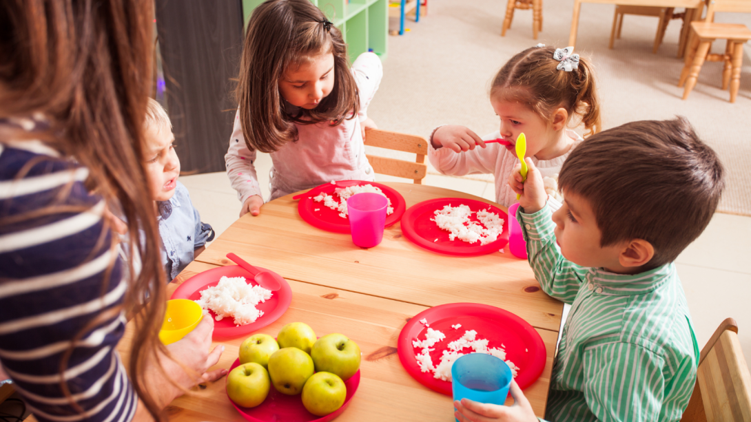 Feeding young children 